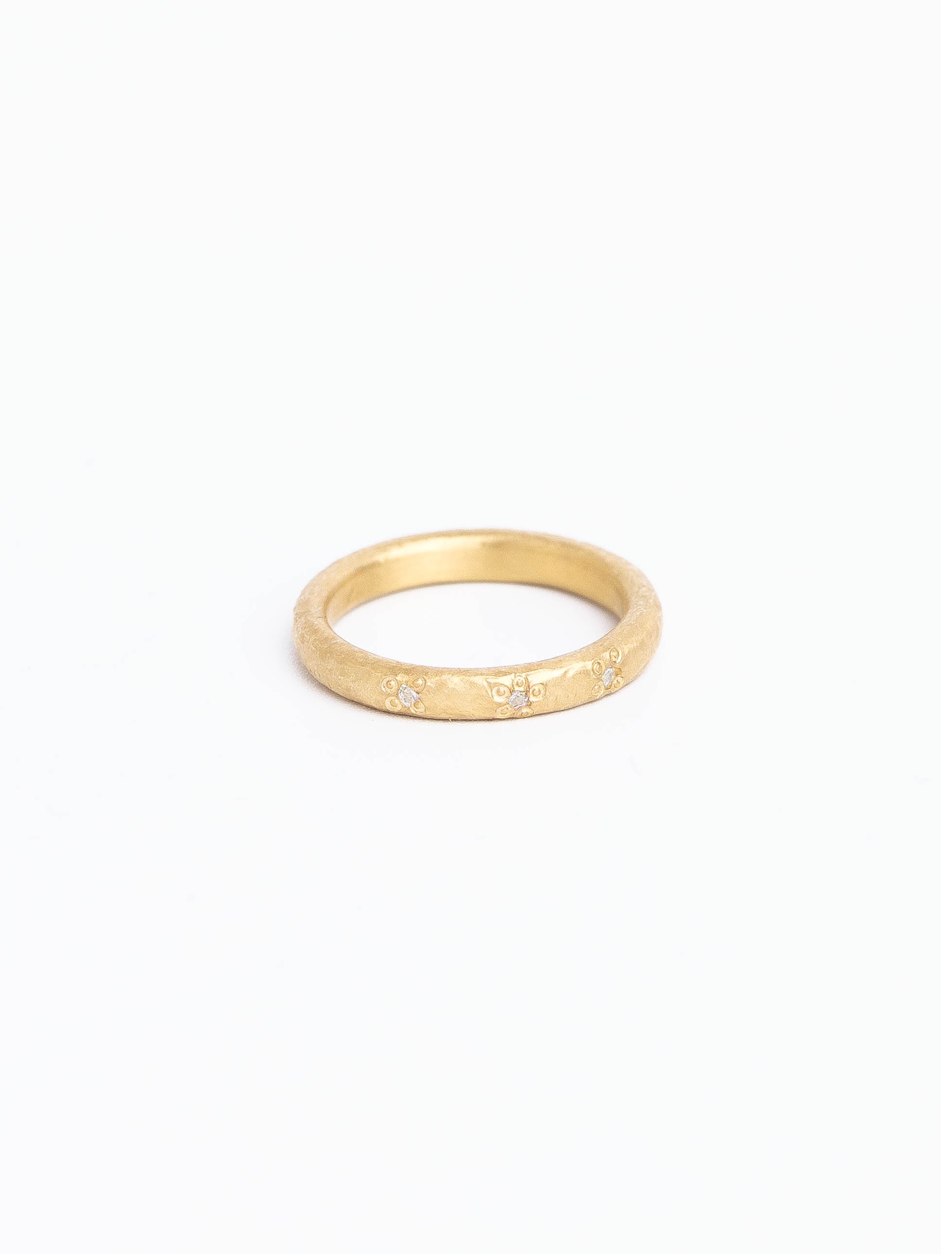 Custom engagement ring and wedding rings with sapphires and diamonds
