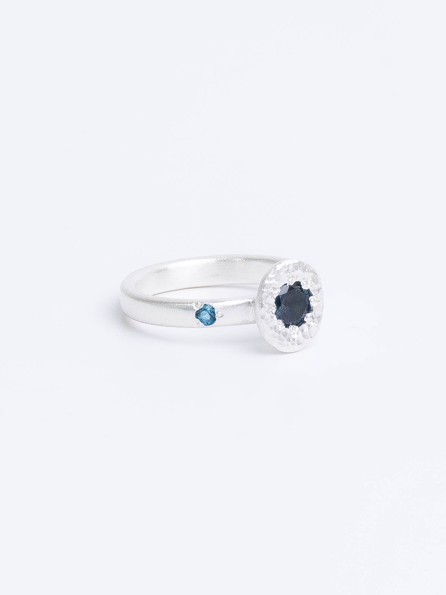 Dara Ring