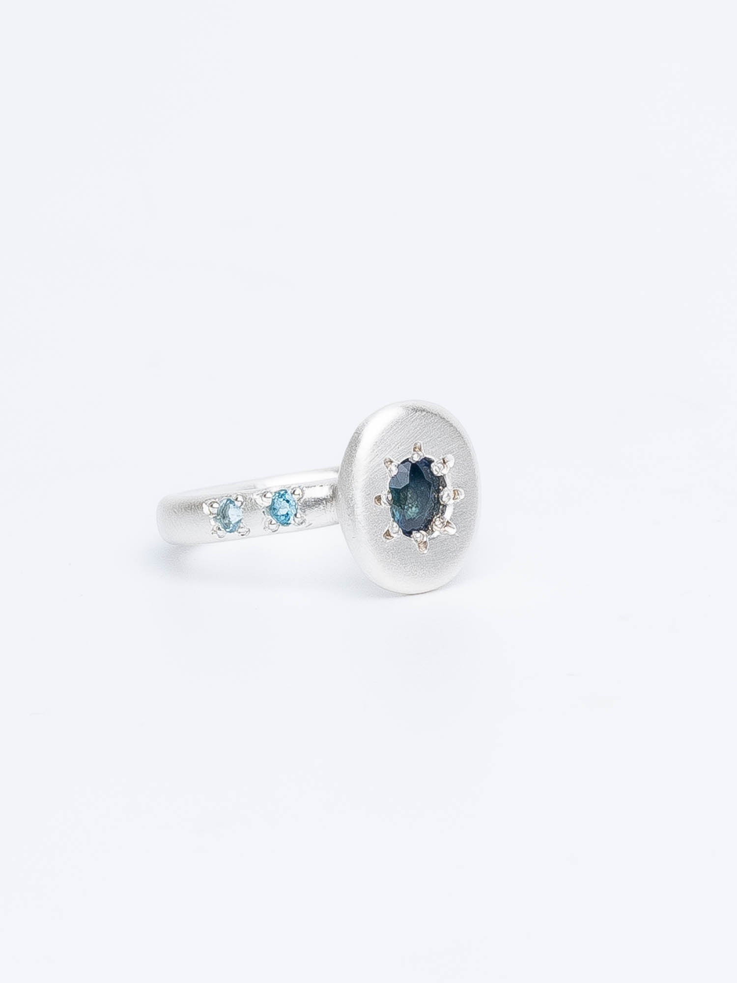 Fleur Ring